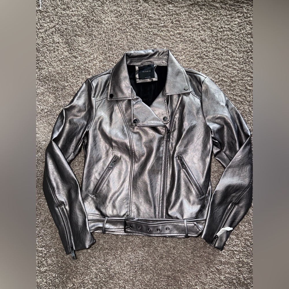 Elodie Women's Faux Shiny Silver Leather Jacket